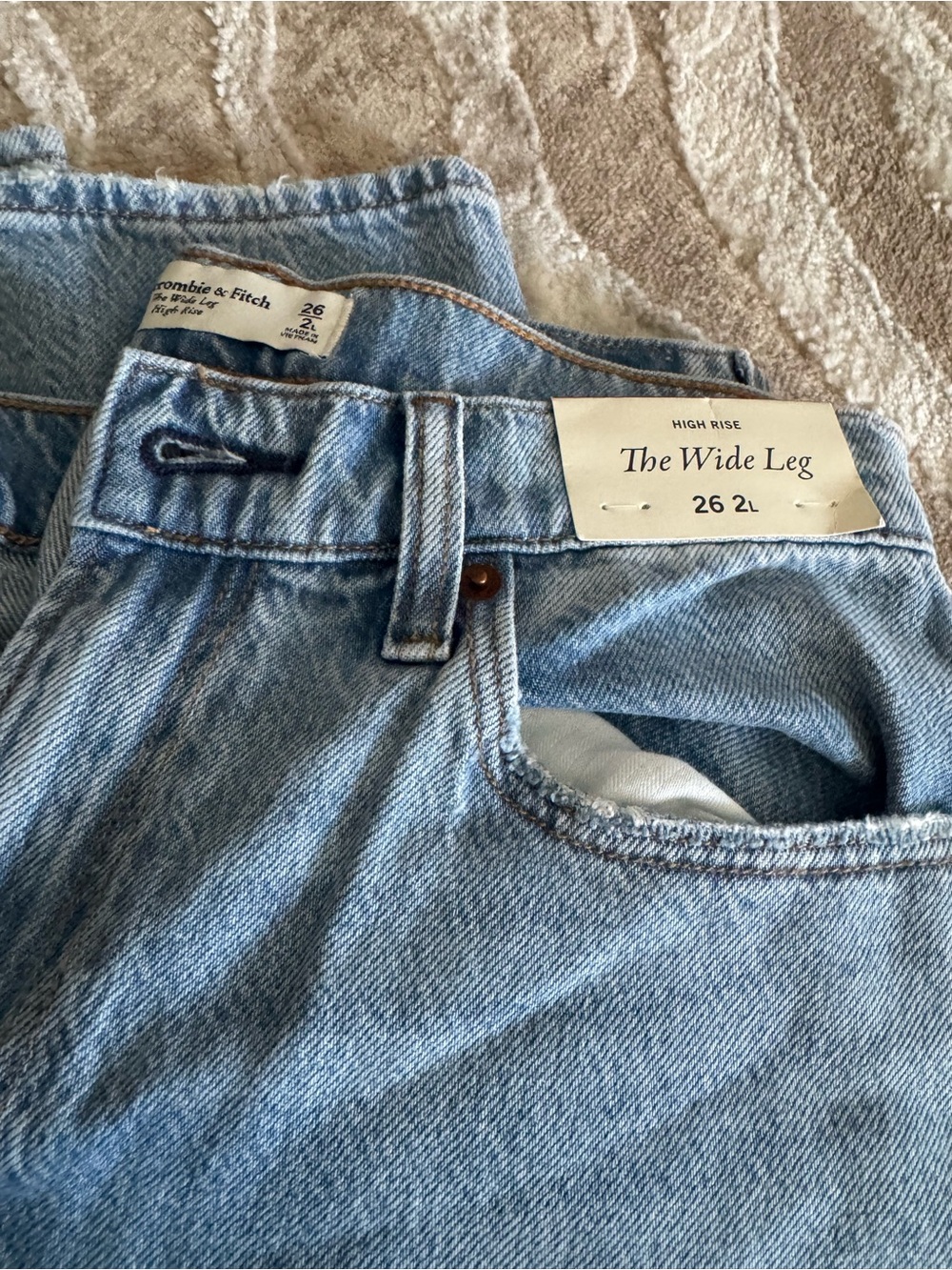 Abercrombie high rise wide leg - Picture 2 of 2
